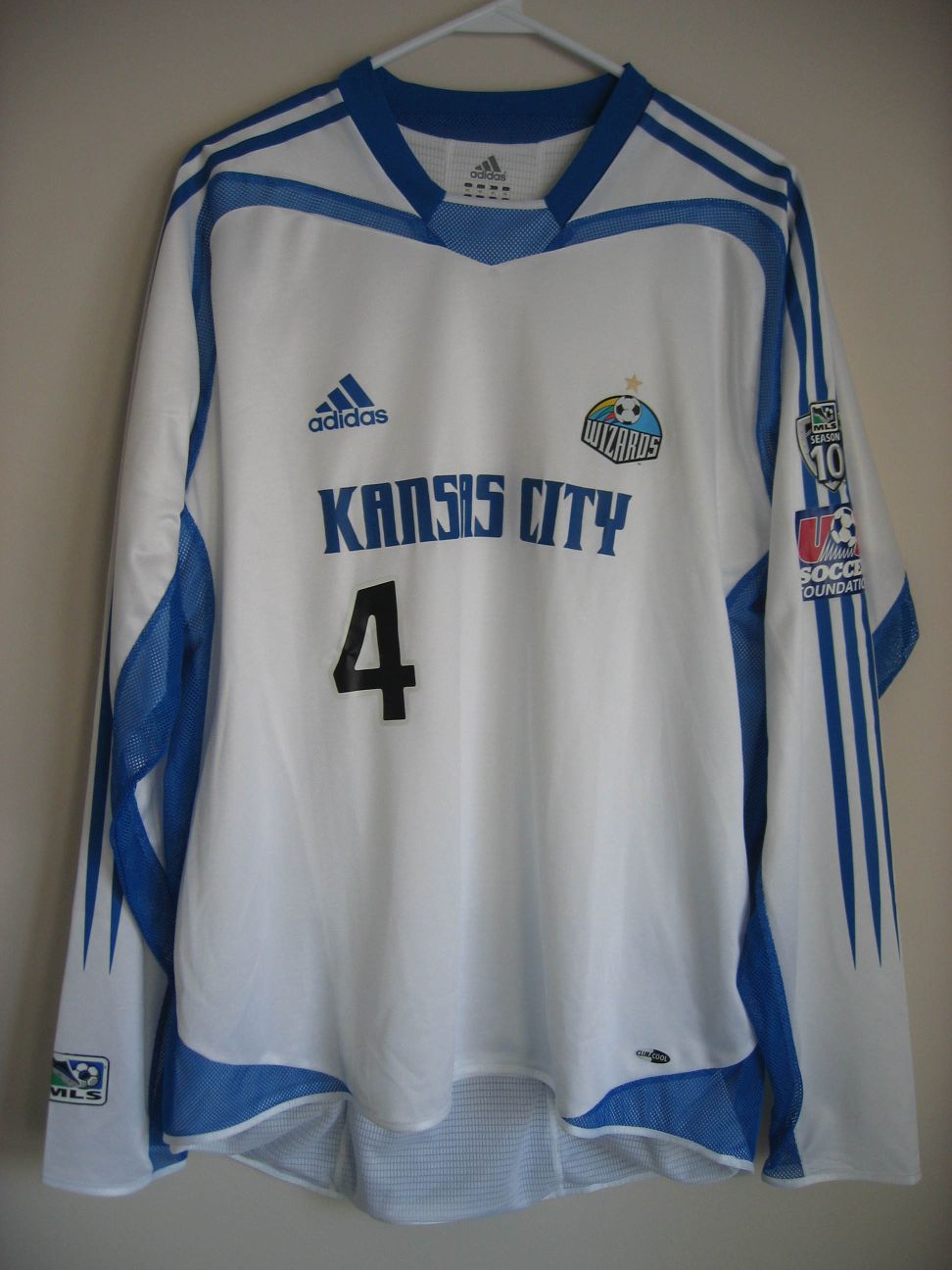 trikot-275-kansas-thomas-f3C831B2C-D011-3A4D-735F-4FBDDD921F3D.jpg