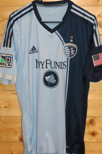 trikot-1174-kansas-olum-f03E417CD-58F4-2977-EF8B-1BEB96D384E8.jpg