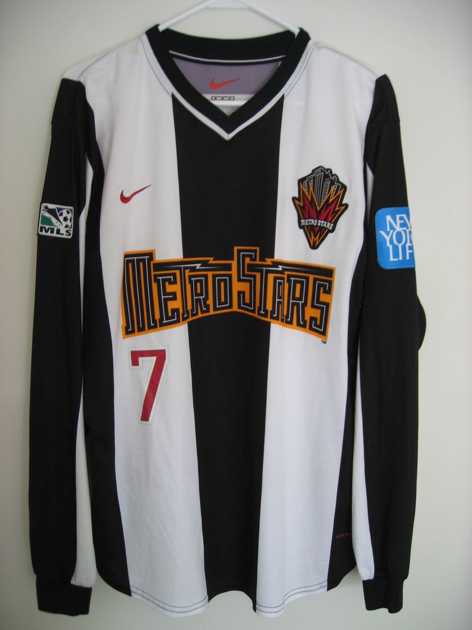 trikot-210-metrostars-chung-f9E700A11-8BEC-29D6-F724-8EE76FD25F3F.jpg