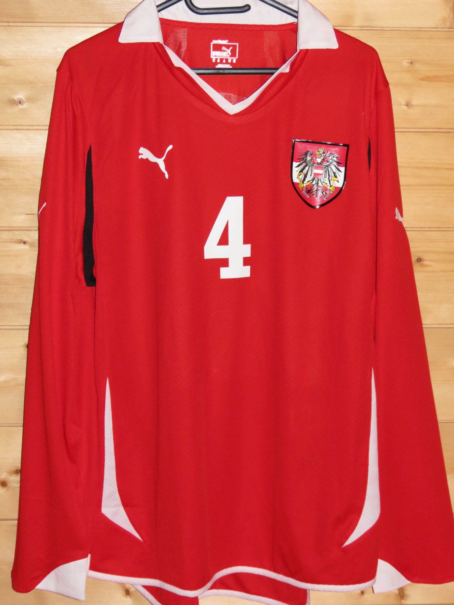 trikot-763-oesterreich-pogatetz-f4CC87DF6-B35E-5163-567A-6E346FE254C8.jpg