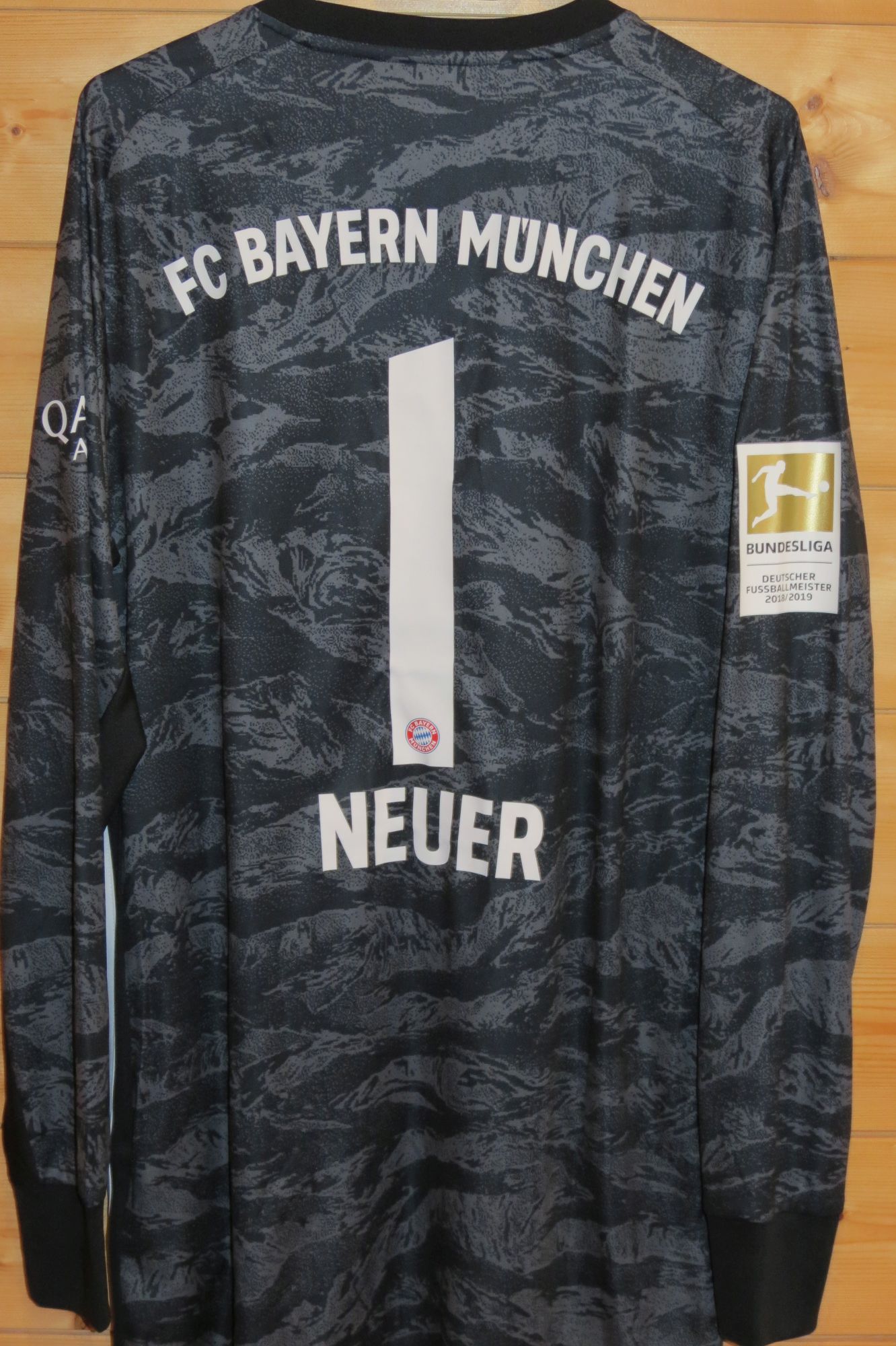 trikot-1275-bayern-neuer-rE068AAEB-D910-0EA3-2DE5-51FD3A0B99E1.jpg