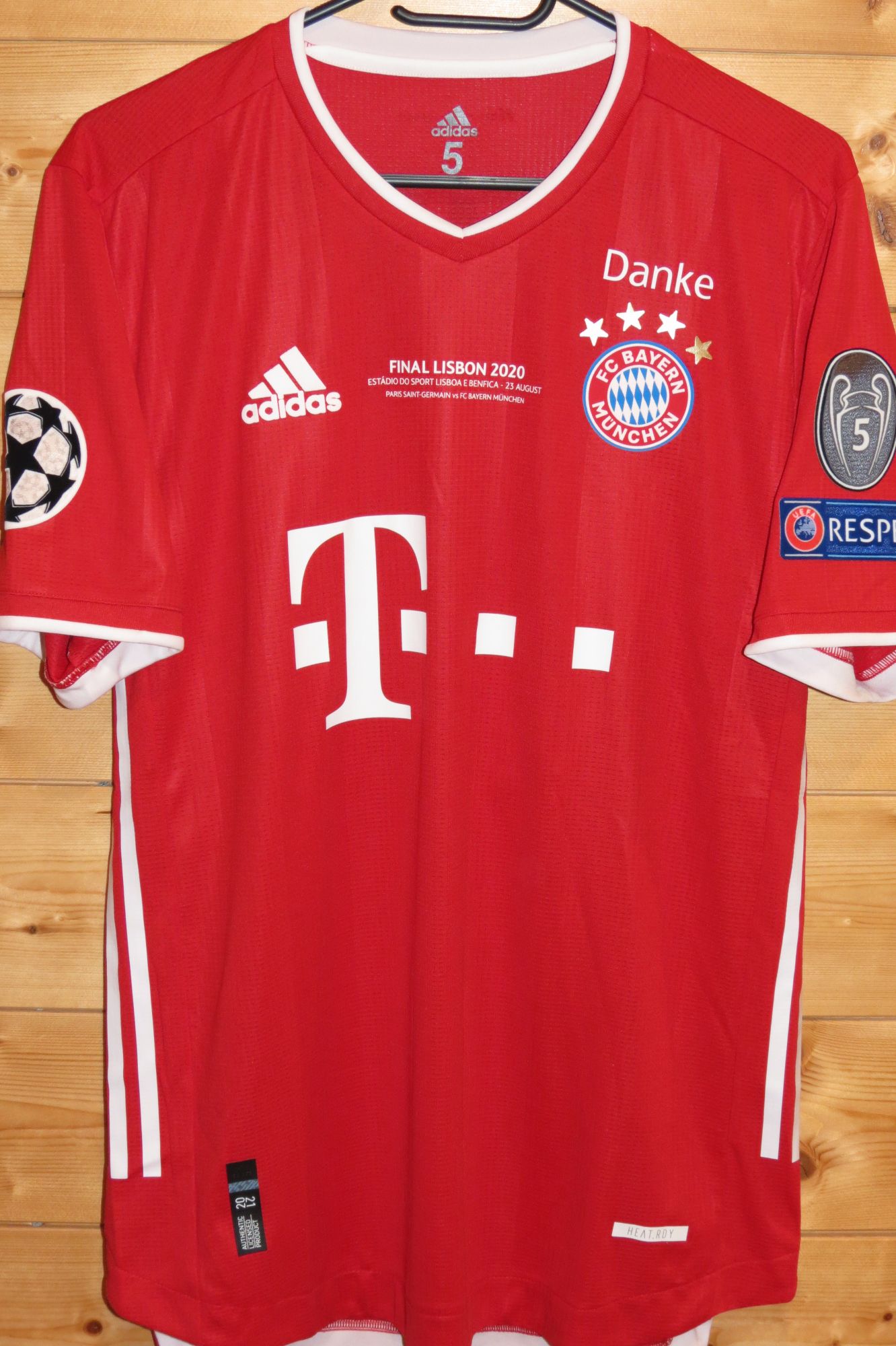 trikot-1306-bayern-alaba-fB1A27F8E-552A-42F1-1B17-BFDA9F605099.jpg