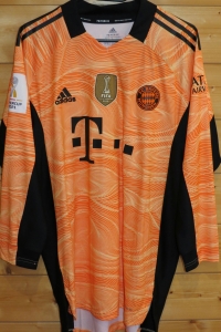 trikot-1524-bayern-neuer-f3BDD49DC-24B8-15E8-1BEB-46B7B4DF32D4.jpg