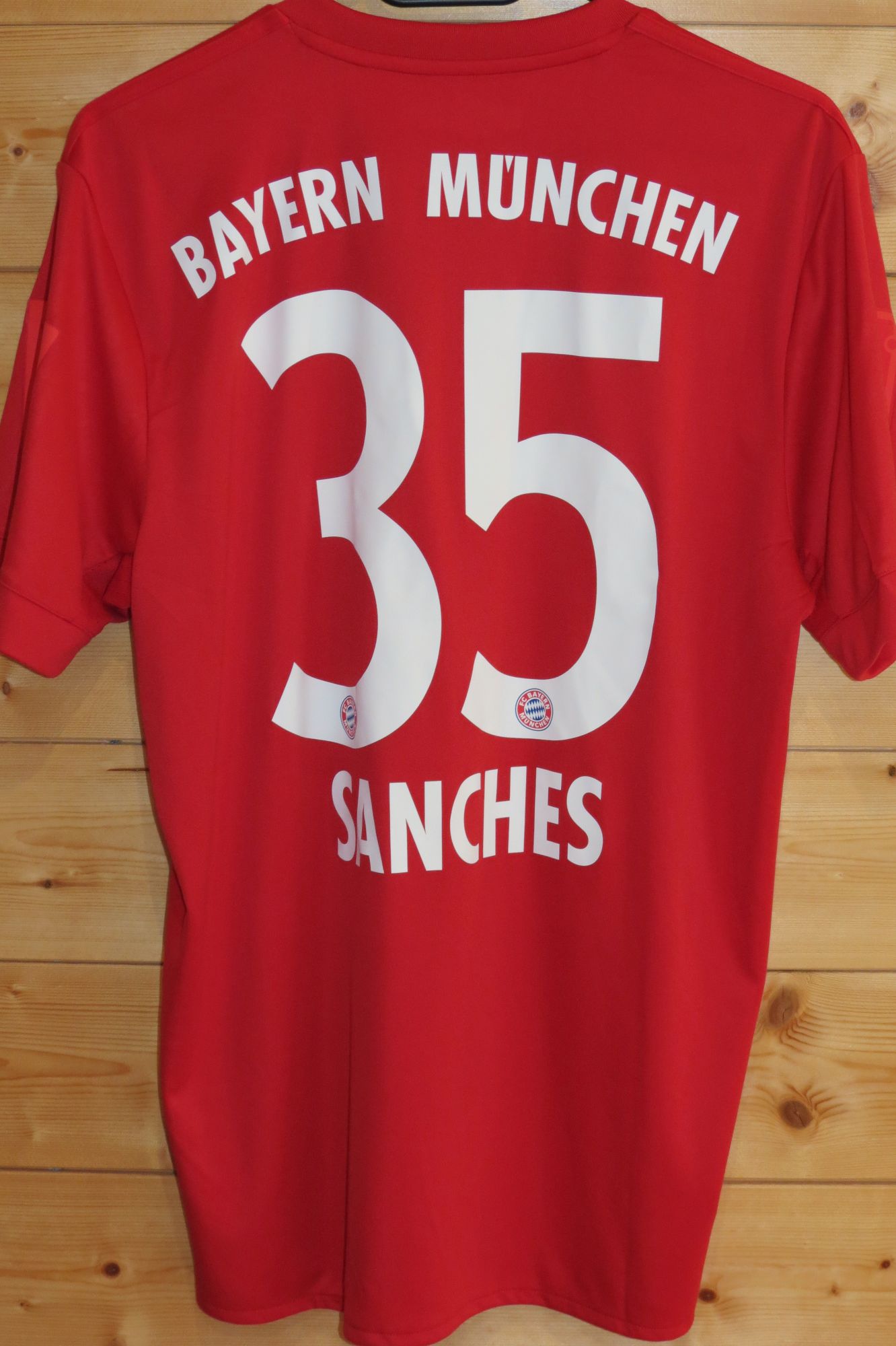 trikot-1279-bayern-sanches-rBB38B38F-5255-29F0-F121-9B4E4638B797.jpg