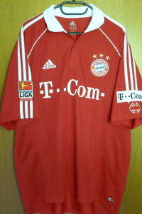 trikot-317-bayern-pizarro-fB771B1F4-039F-27E9-DE11-D0FC17512817.jpg