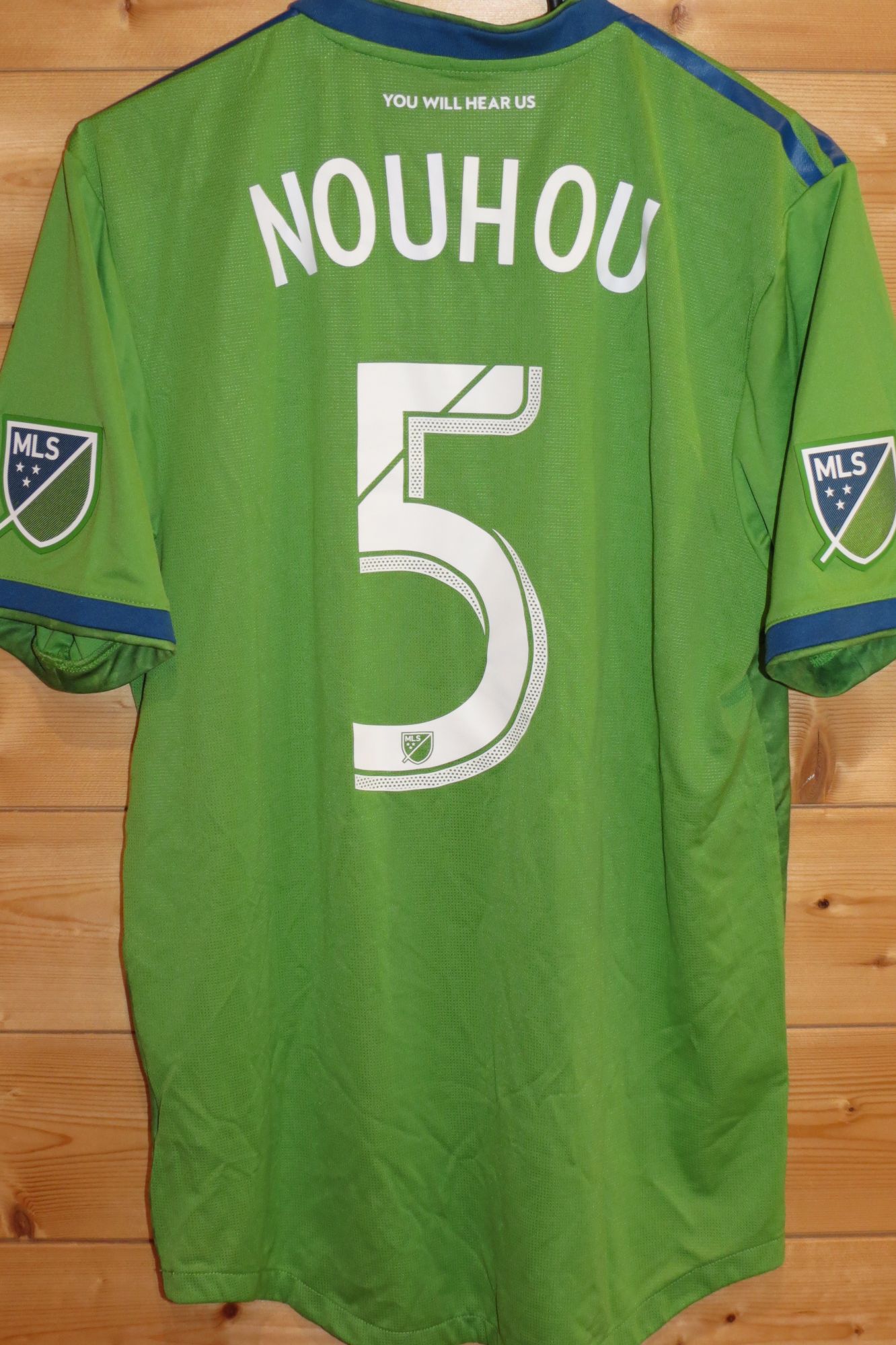 trikot-1436-seattle-nouhou-r1A7DE1E4-C237-50BC-7E73-707C5894D5B6.jpg