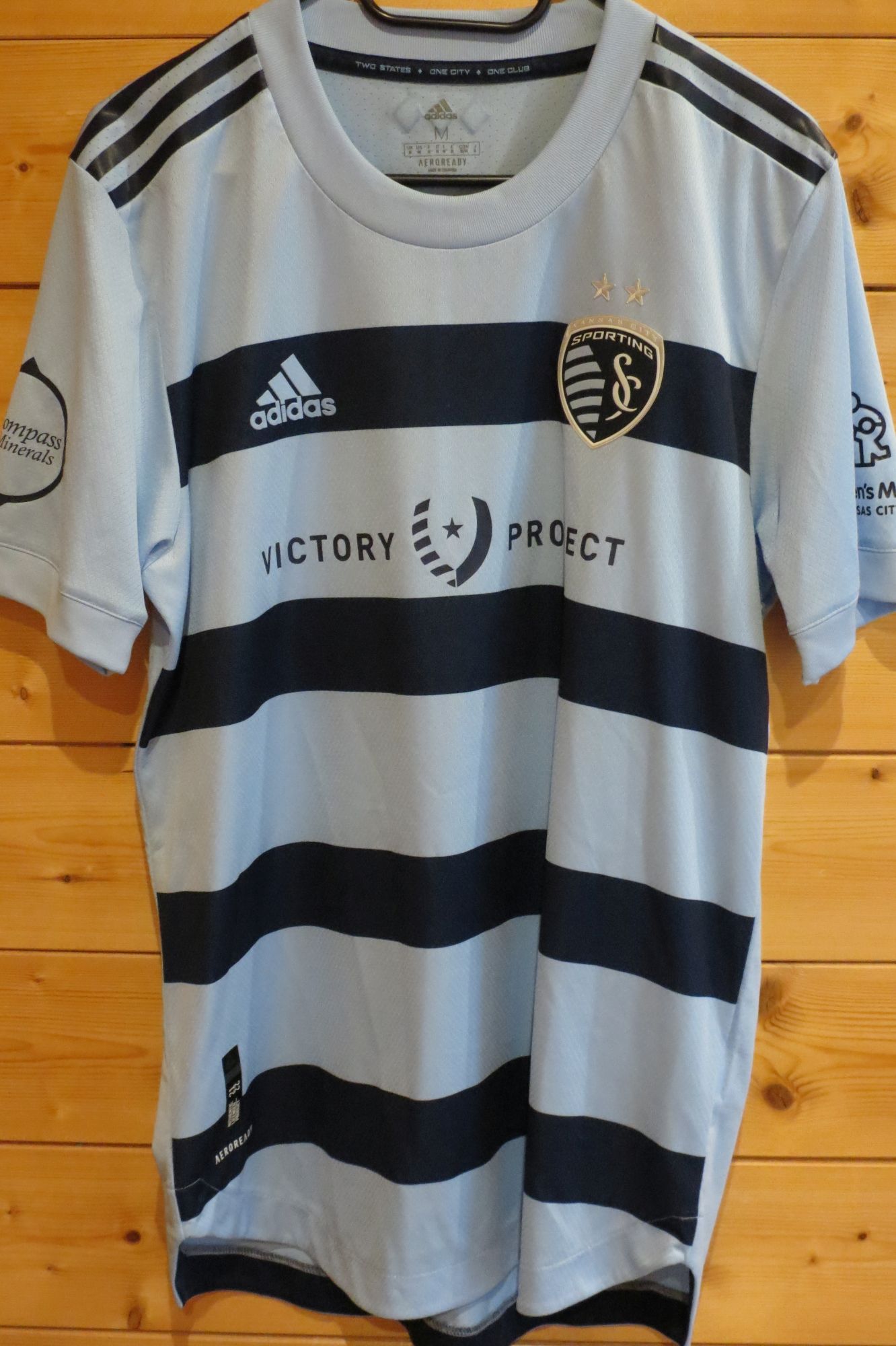 trikot-1642-kansas-smith-fA305C17B-C9AE-3567-E1C2-F2D050F6E211.jpg