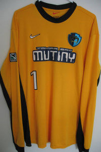 trikot-207-tampa-garlick-f13CB8402-FFCC-A960-D7BB-5A2B25524C68.jpg