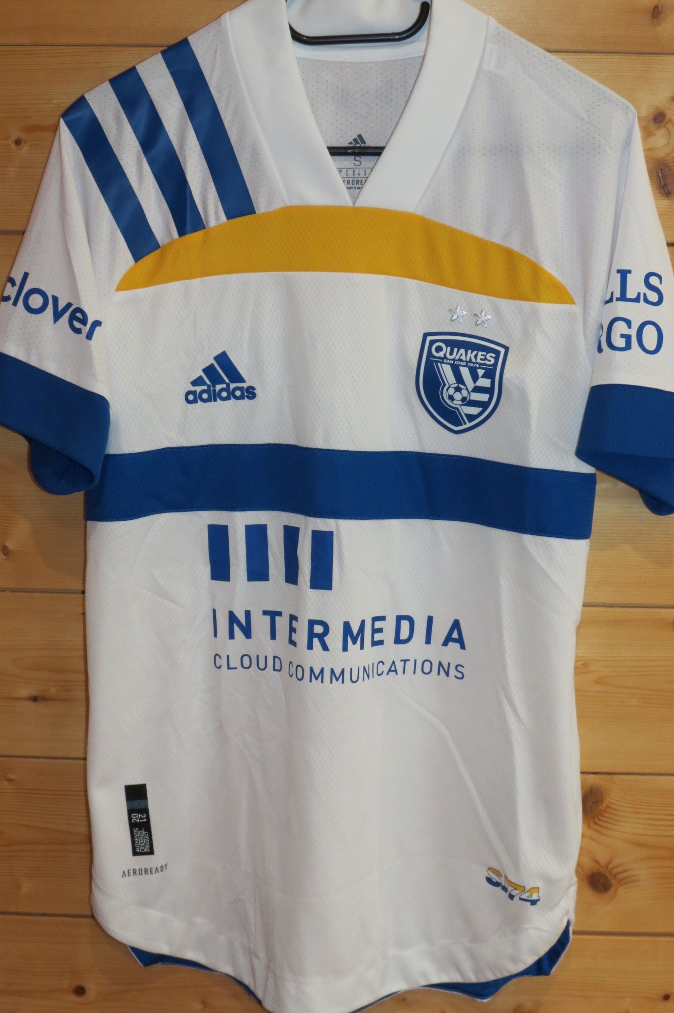 trikot-1583-earthquakes-judson-f83361ACC-74E8-D03B-8489-6C99410E1AB4.jpg