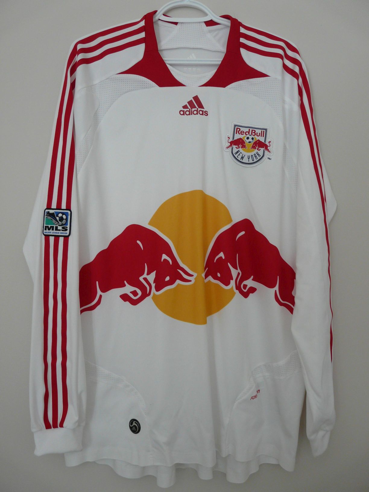 trikot-494-redbulls-vandenberg-f00C599BF-DB67-722A-5314-20A6E42AC577.jpg