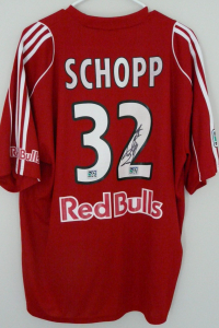 trikot-401-redbull-schopp-rDCFA9A97-45CE-F24D-F139-859F4A5E7744.jpg