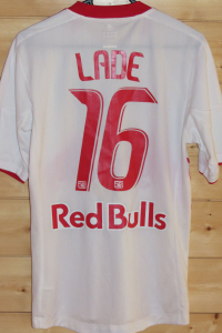 trikot-774-redbull-lade-r3E829F03-C5DC-59C9-3963-F581797EF7FD.jpg