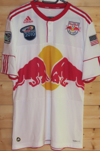 trikot-934-redbull-salou-f4185E186-A43C-4383-8546-8F331E4276CC.jpg