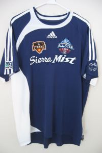 trikot-332-allstar-clark-f4BBBE578-57DF-6B8C-67D2-33345735AB99.jpg
