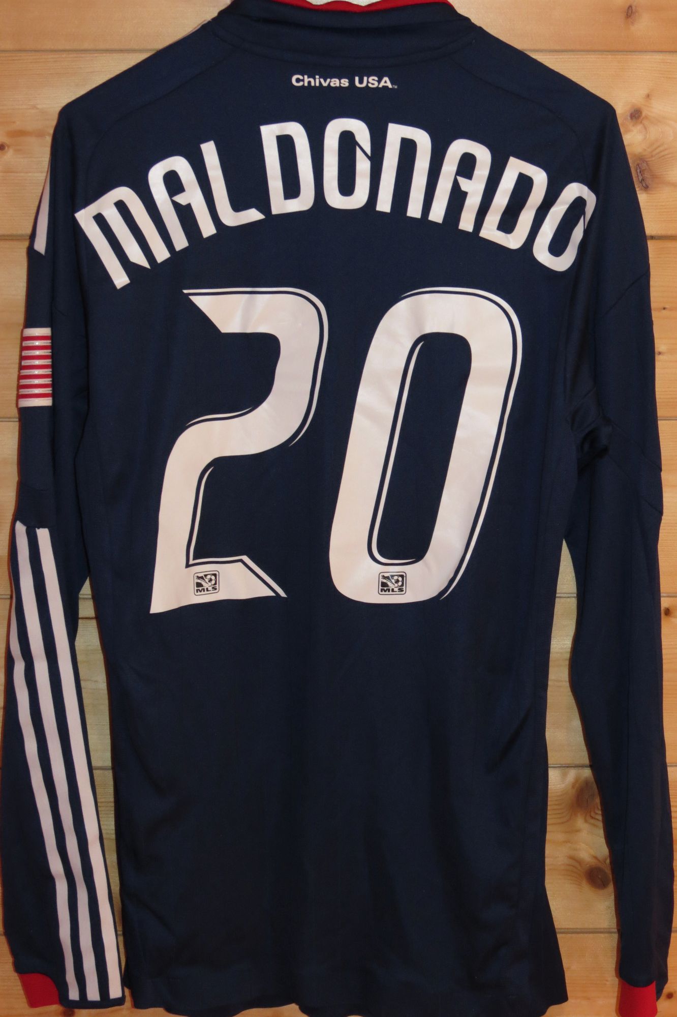 trikot-1025-chivas-maldonado-r9F2FF48F-2755-789B-7F99-62B4179CD464.jpg