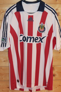 trikot-1022-chivas-victorine-f8C460634-19FF-0C0C-A4D2-91EF4AB33F71.jpg