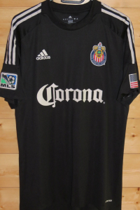 trikot-940-chivas-melia-f89438F45-AA3D-B8FA-8F54-FD2F6CF04236.jpg