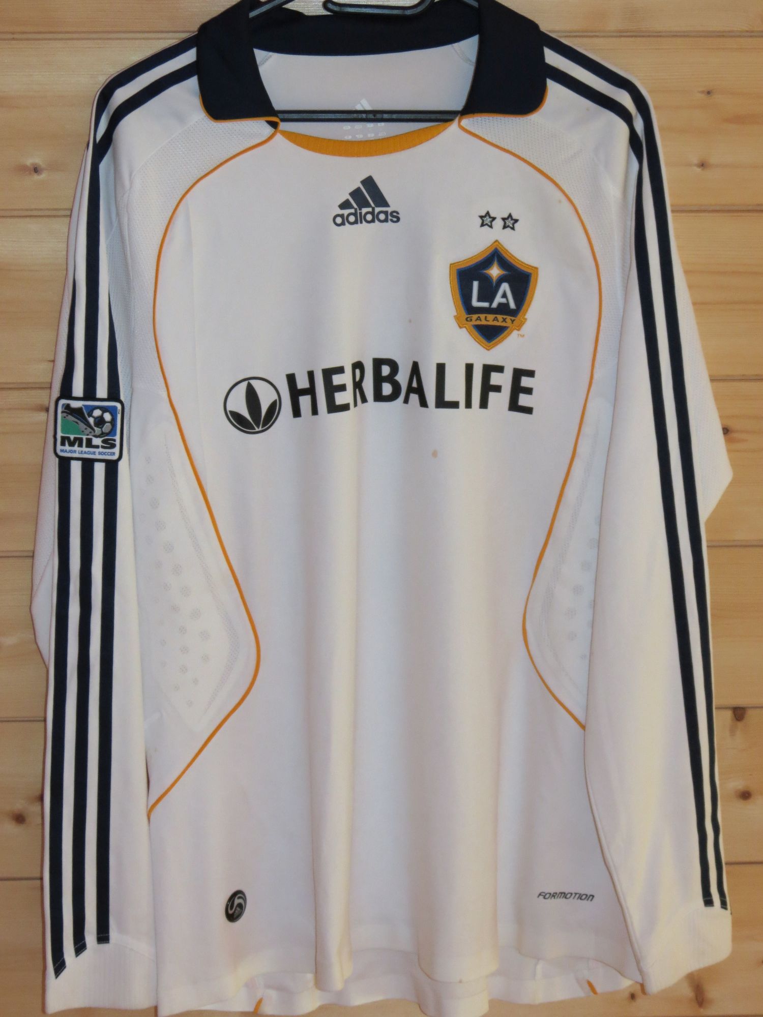 trikot-833-galaxy-beckham-f98533961-E08D-65AD-F0A3-4E5F732A774C.jpg