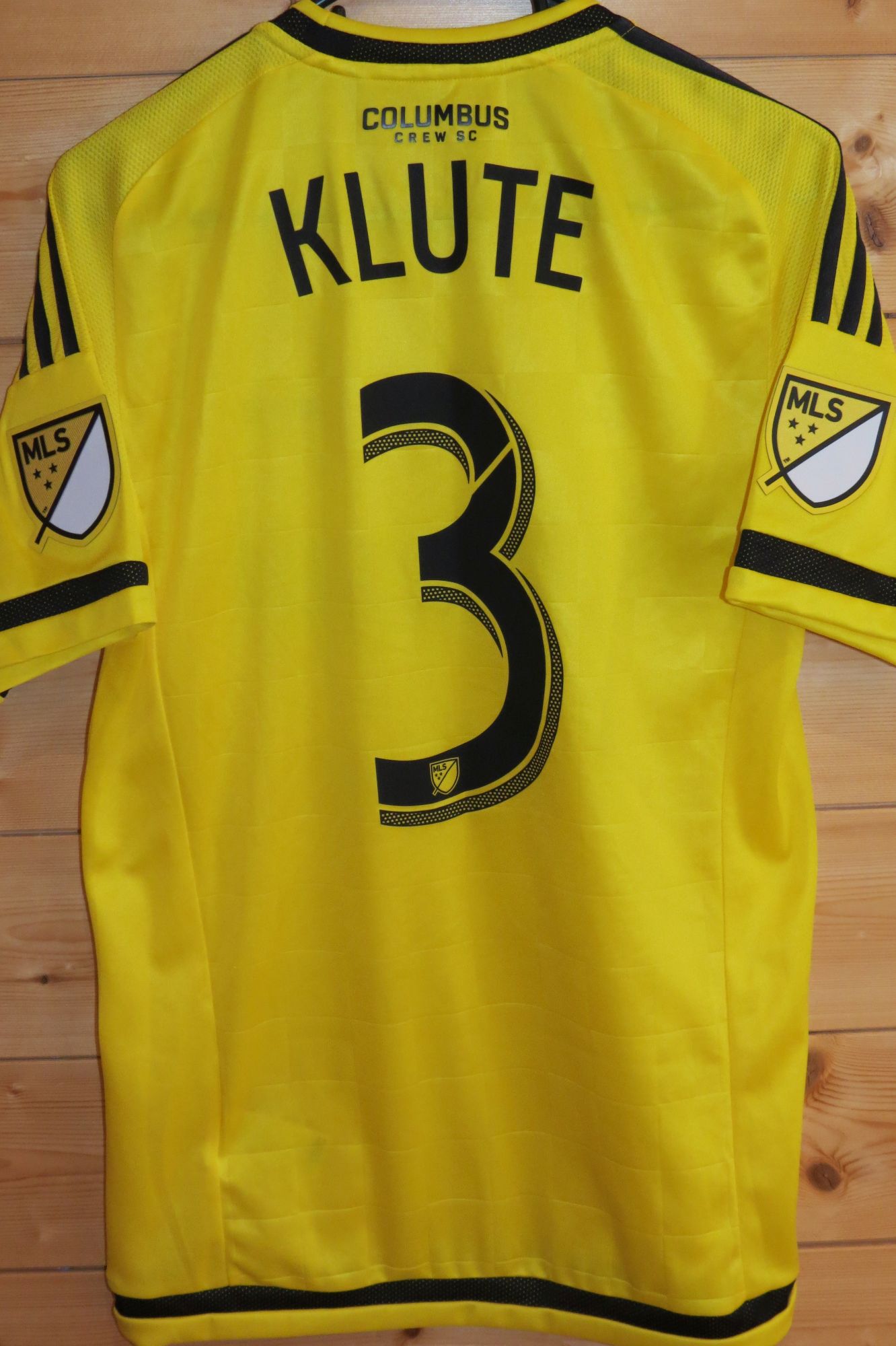 trikot-1112-columbus-klute-r8A3A8E87-106A-4DEF-DC2C-B8D1FC3C54FB.jpg