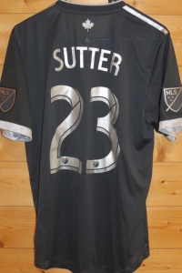 trikot-1425-vancouver-sutter-rA763585E-1821-0629-B335-A748F966189D.jpg