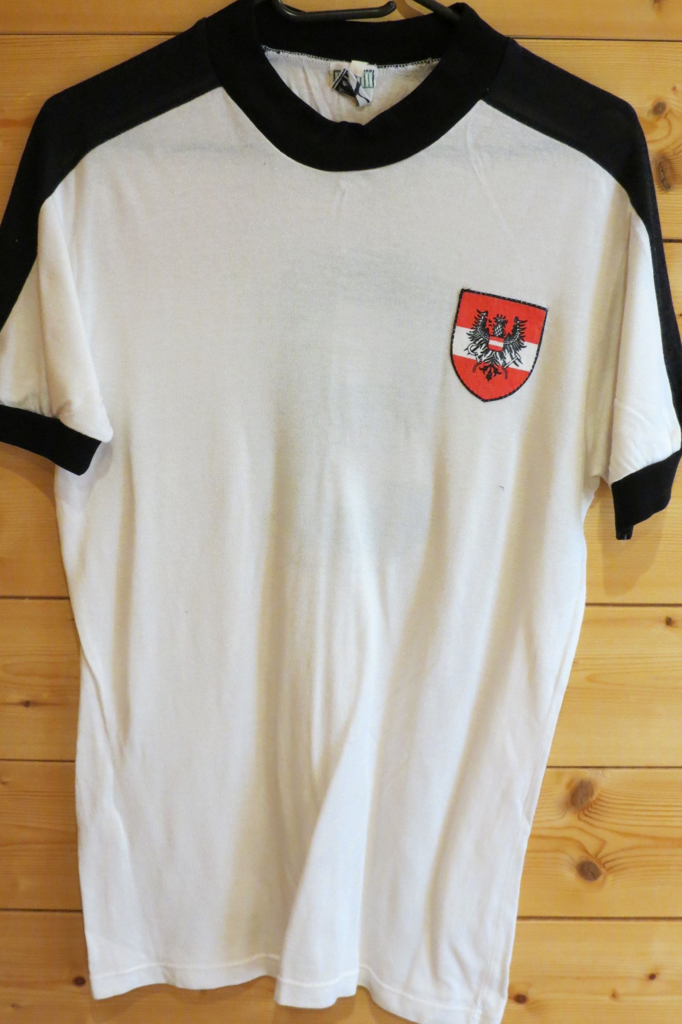 trikot-1577-oesterreich-krankl-f365C9D22-FA34-87E7-8A5D-11E54DEE4522.jpg