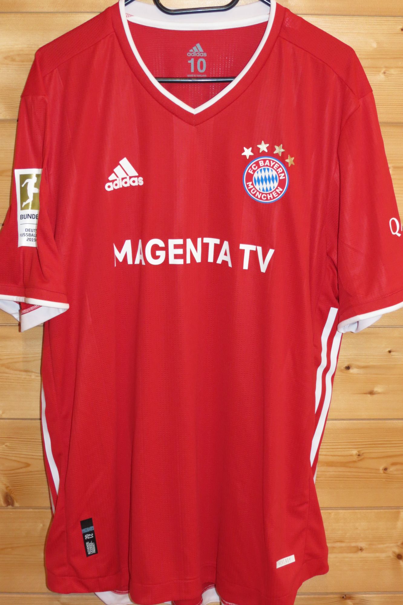 trikot-1372-bayern-suele-fF5A7FEE4-2E2D-2218-9D0F-195E7F5A91EA.jpg