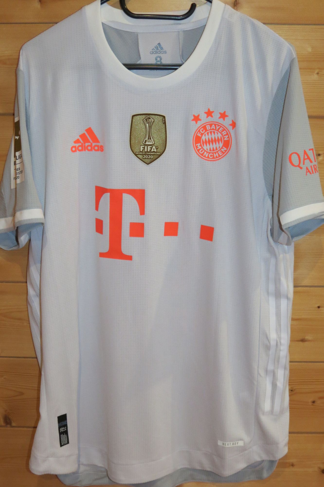 trikot-1408-bayern-martinez-fC20E26C9-6C44-AC44-DD68-9CB9DB9F5536.jpg