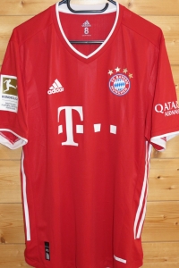 trikot-1368-bayern-martinez-f4F6D00E2-9C8C-3687-D65B-C9FD99F20273.jpg