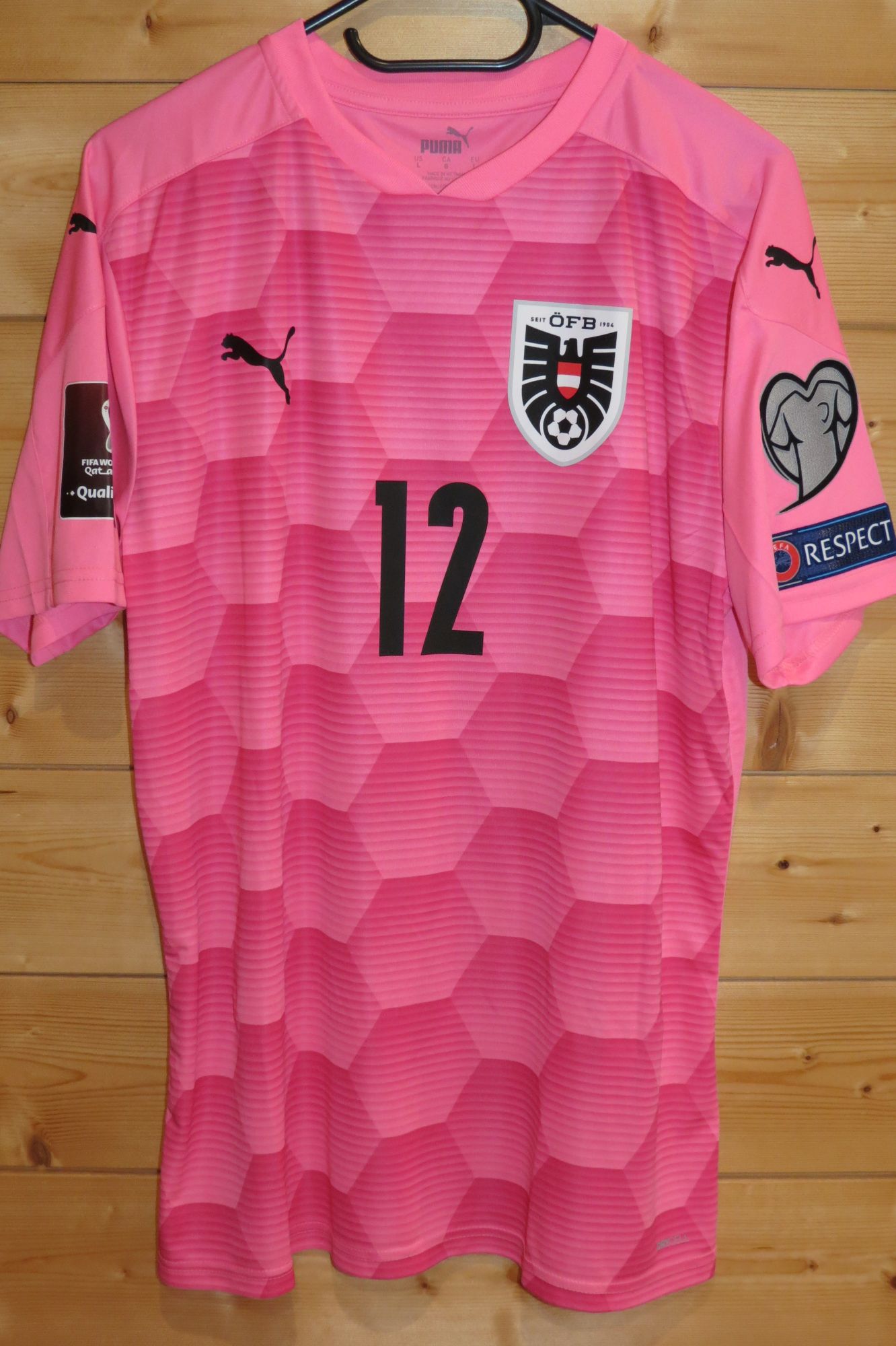 trikot-1389-oesterreich-pervan-f44305BCD-C857-A6F8-5357-71589FDEE1C9.jpg