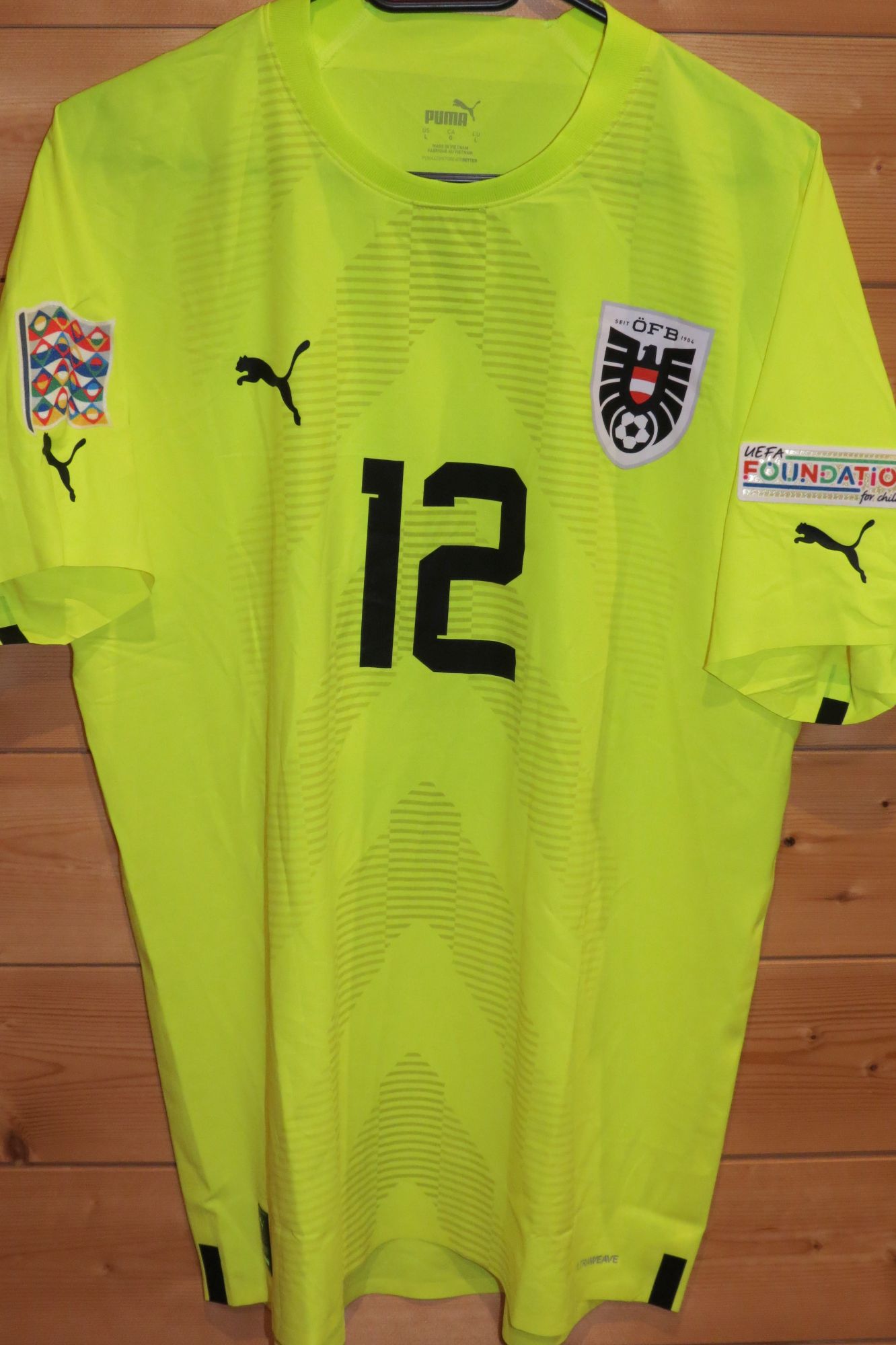trikot-1470-oesterreich-pentz-fEC4652E2-708D-1E47-260E-11BF154E1868.jpg