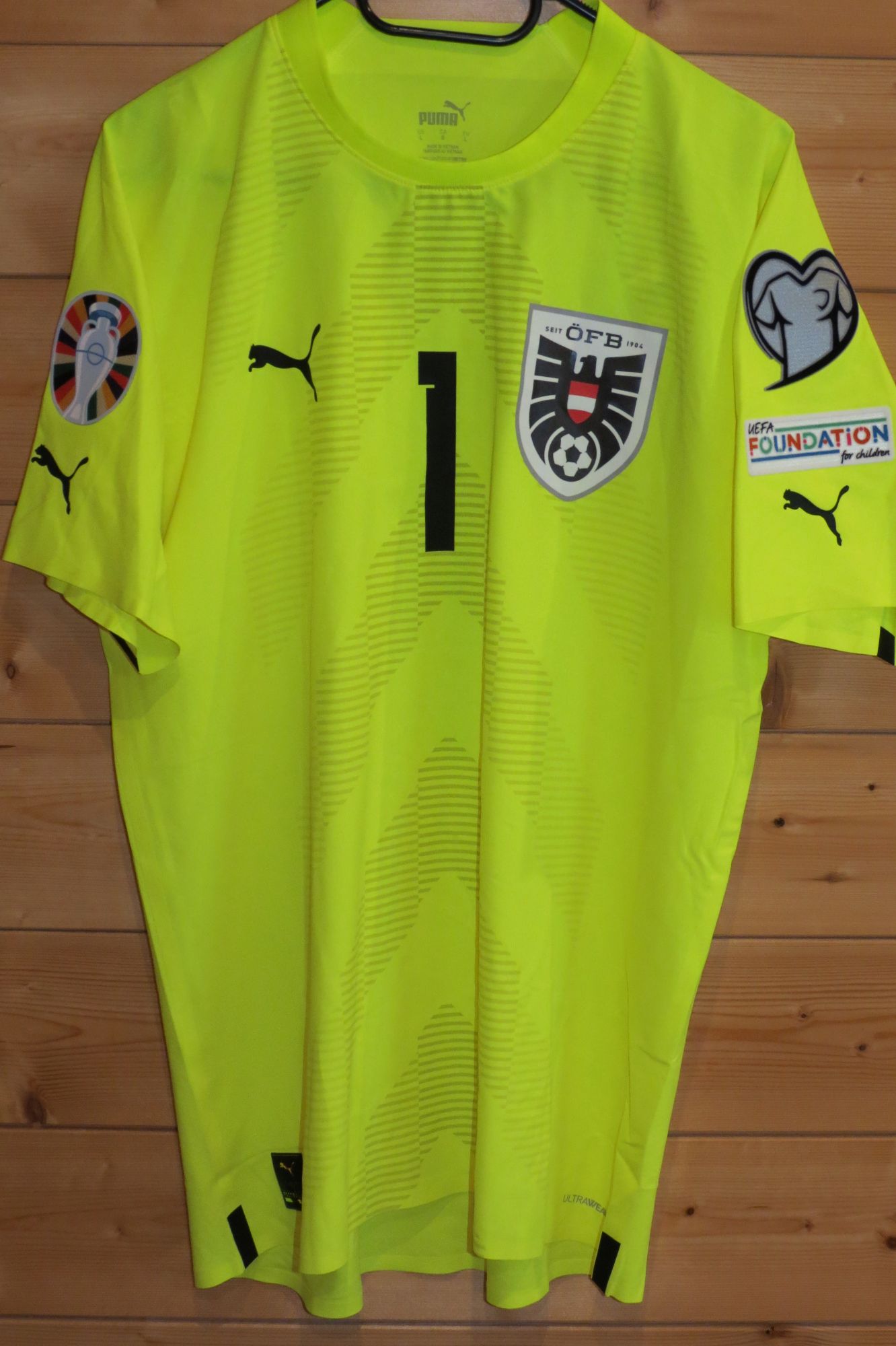 trikot-1536-oesterreich-lindner-f0CAD5248-2E36-C1D8-686D-745695E62337.jpg