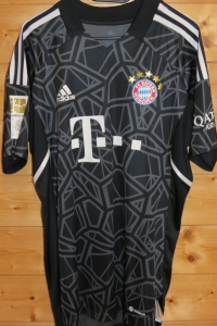 trikot-1774-bayern-ulreich-fD372C28C-B8E0-0B68-A802-FEB786B2AC28.jpg