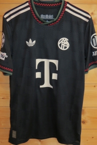trikot-1741-bayern-musiala-fD65086DE-8ECA-E289-2342-88FF693F28BD.jpg