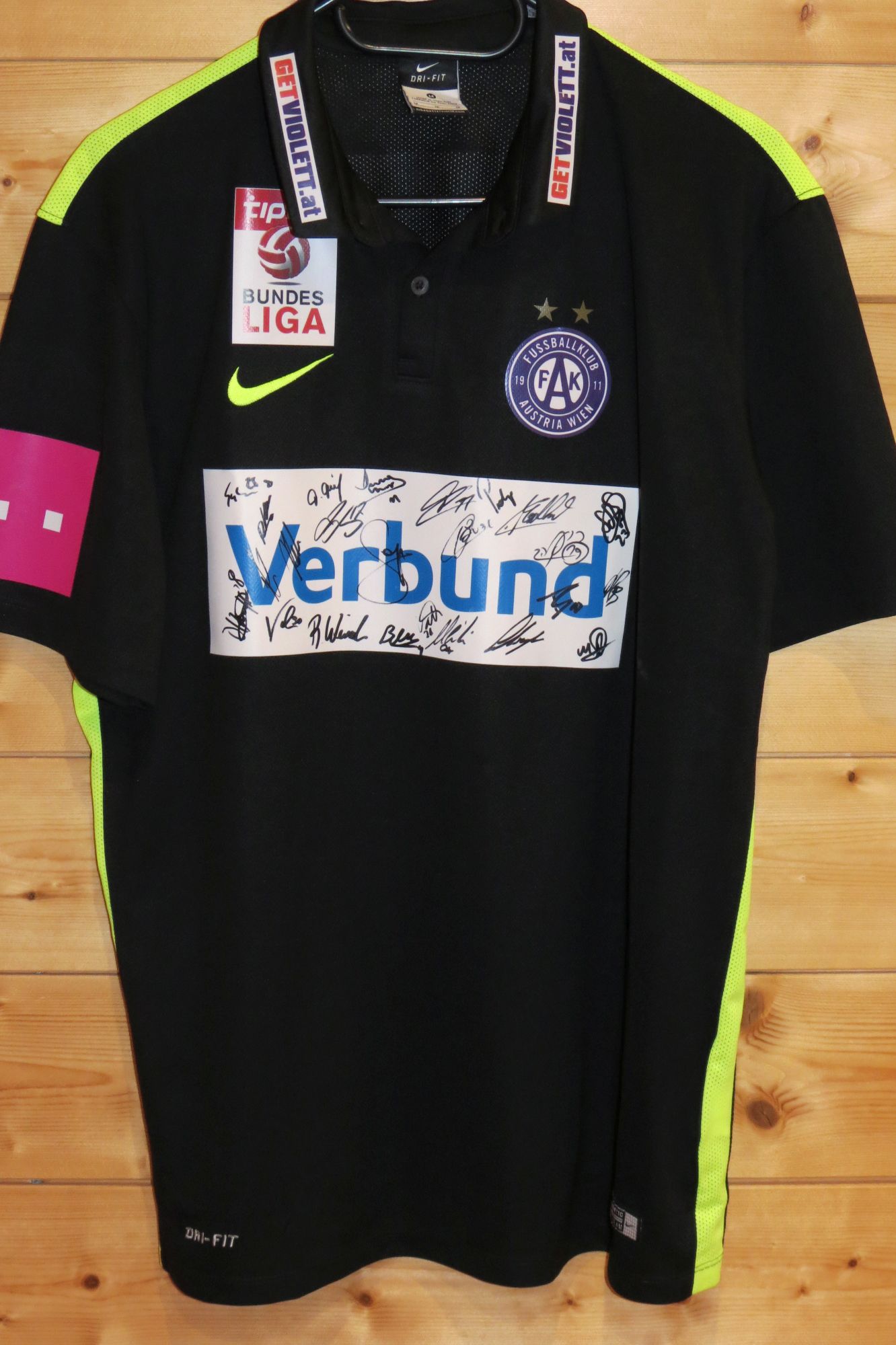 trikot-1041-austria-tajouri-f0377C701-9AEE-4B65-2612-441E2FEAA6E5.jpg