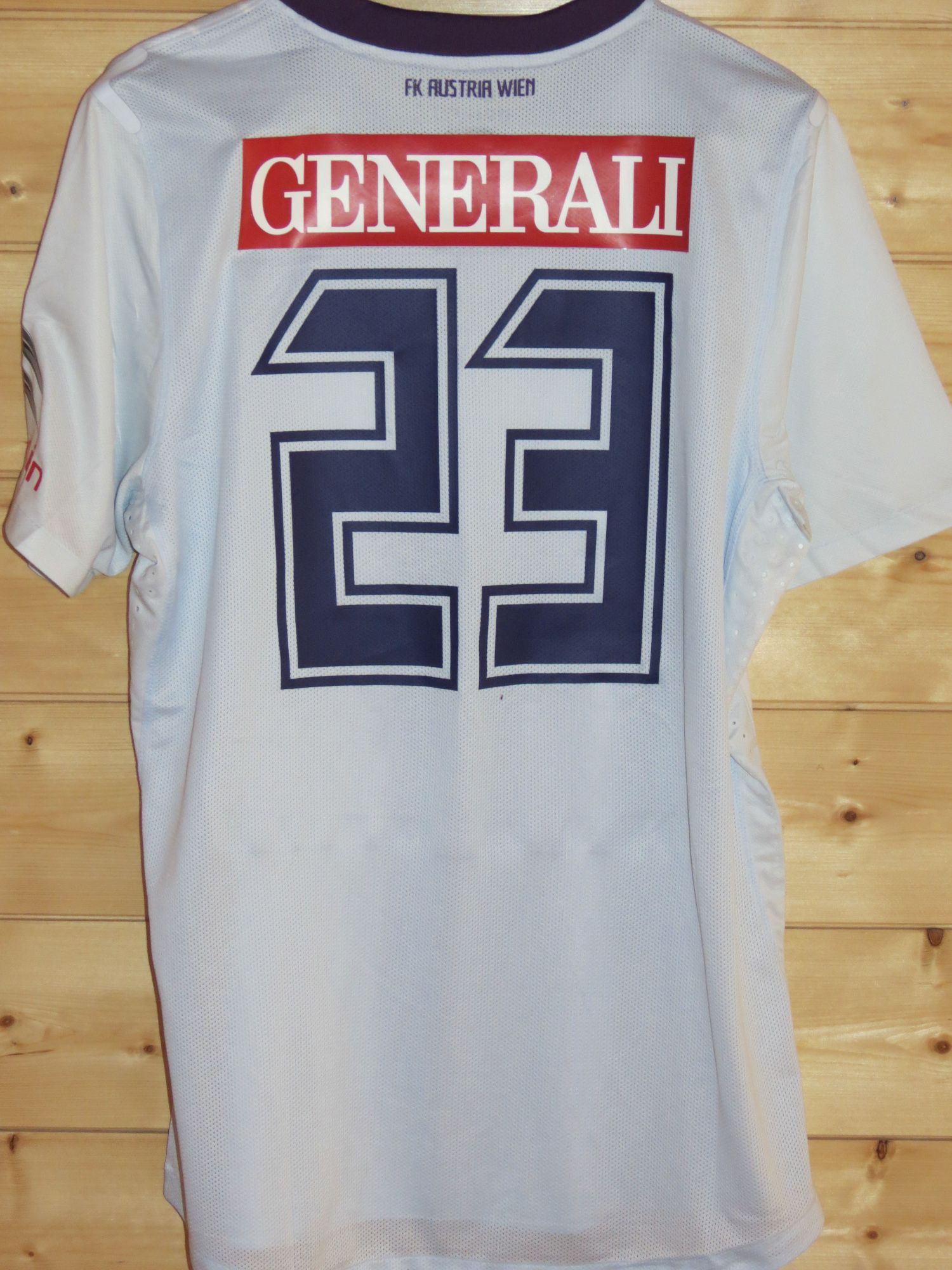 trikot-781-austria-23-rDA8DA57D-6217-3A27-B394-AA1DF4014EB1.jpg