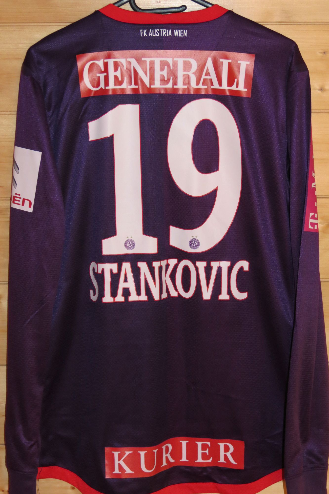 trikot-951-austria-stankovic-r2D7E7074-D882-ADAE-6FC5-46A46553EB96.jpg