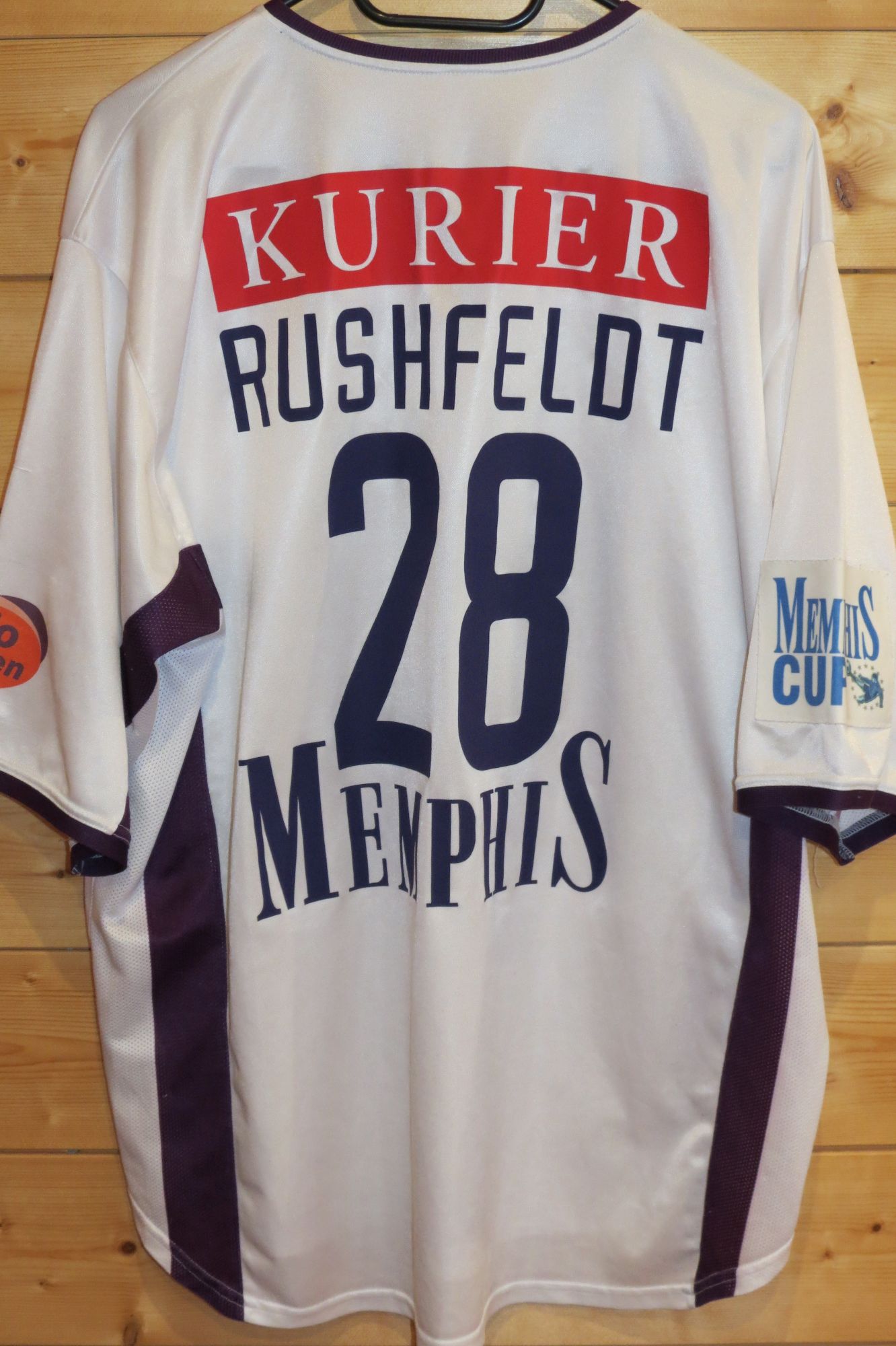 trikot-1100-austria-rushfeldt-rFB469453-5352-8912-A869-FF734BC59E4F.jpg
