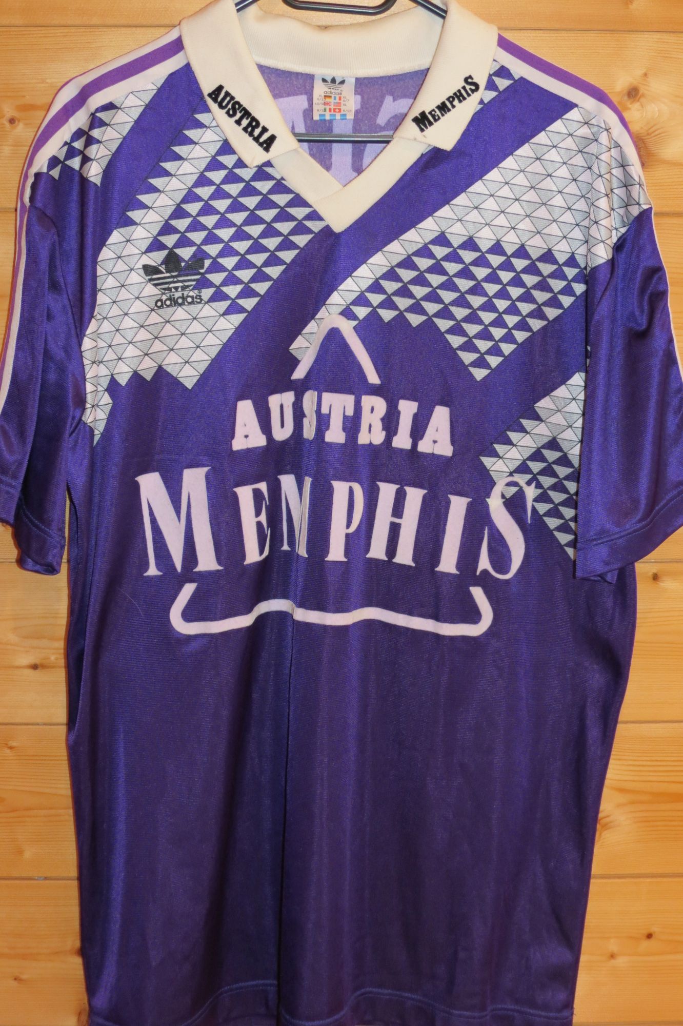 trikot-1596-austria-aigner-f55B940B9-E5A0-2D9C-6B7A-BA0EE13F20EC.jpg