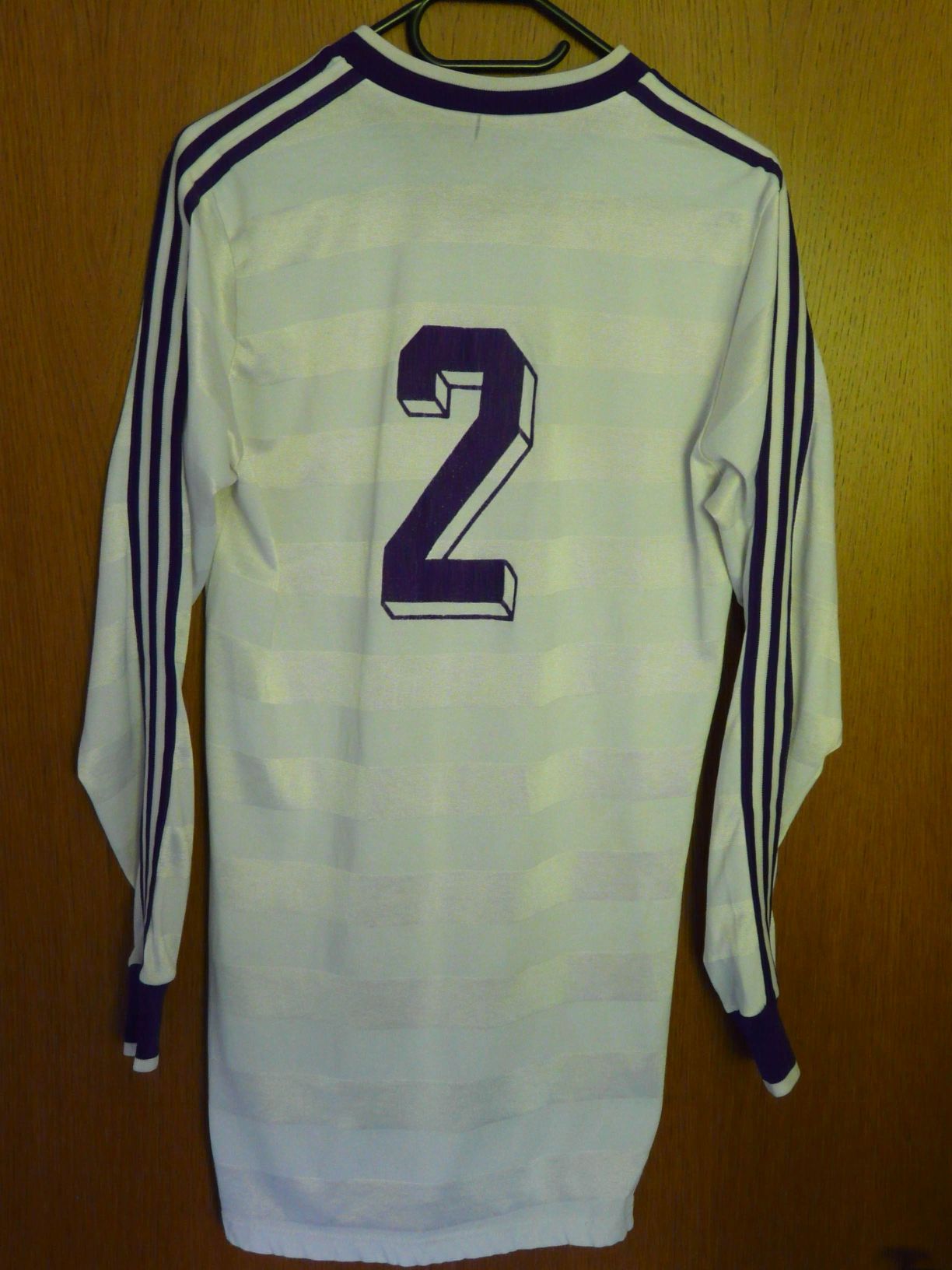 trikot-370-austria-aigner-rD962C183-6EF0-2F7F-BAEC-281E70ED84D5.jpg