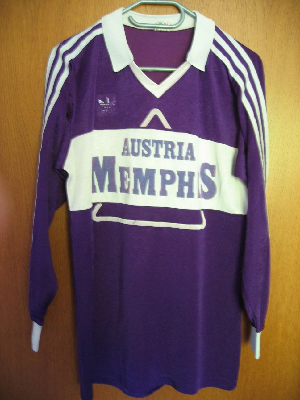 trikot-292-austria-20-f3D606985-C96A-0223-E896-C4A09332E5F2.jpg