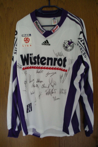 trikot-061-salzburg-polster-fF932333D-D05B-EB99-1203-1638D7EE6E28.jpg
