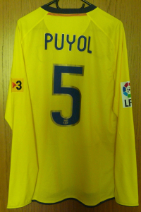 trikot-485-barcelona-puyol-r3EEF4209-D4AE-4815-7CED-8DBF3D775E32.jpg