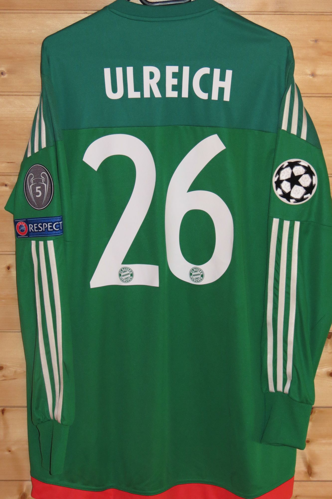 trikot-985-bayern-ulreich-r092CBED1-0CE6-097E-FC28-DDC7C378248D.jpg