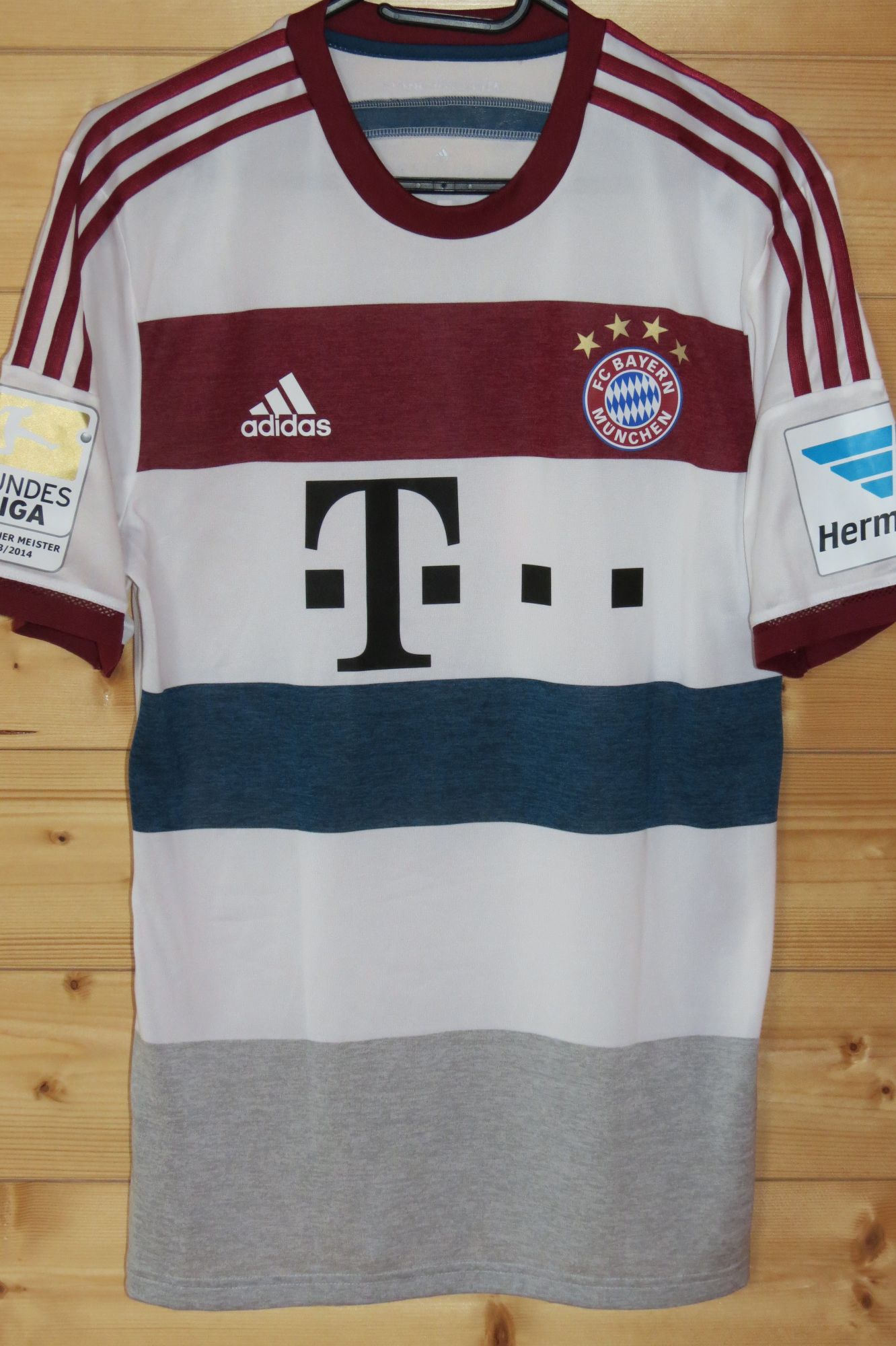 trikot-993-bayern-alaba-f2FBF5235-E5A5-FC8B-1A78-1EC87092689A.jpg