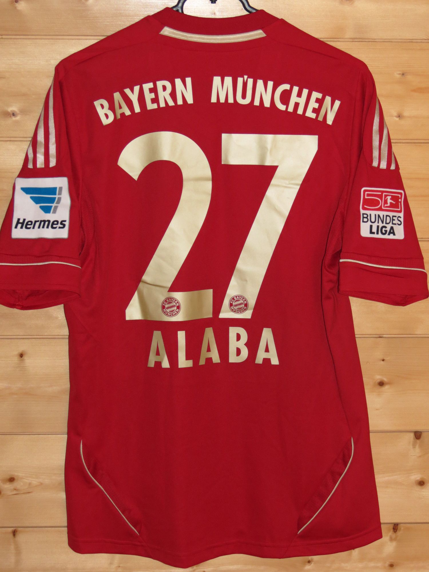 trikot-795-bayern-alaba-r399BFA10-430B-DECD-1A99-3C60CDCB407A.jpg
