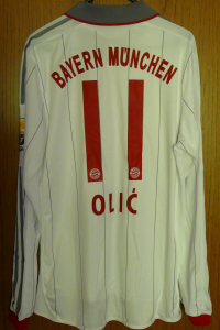 trikot-541-bayern-olic-rF298E48D-5E96-ECE1-71CD-BC37512A303C.jpg