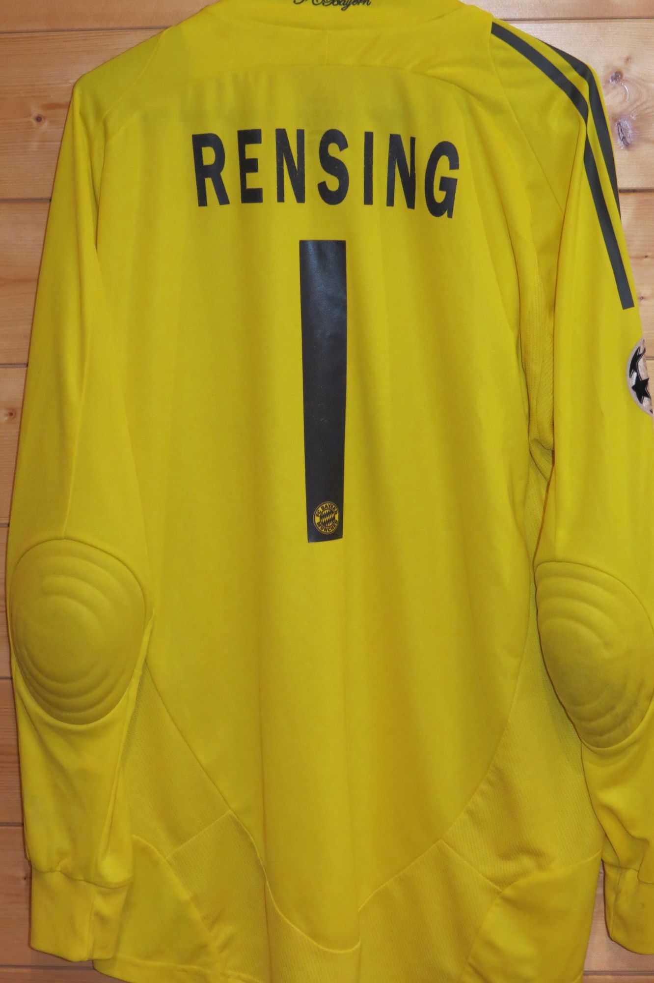 trikot-1164-bayern-rensing-r7E929078-C4BA-A500-2B72-FAA992722DC0.jpg