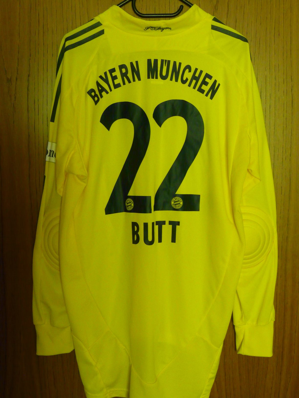 trikot-521-bayern-butt-r603E9601-83F7-A521-F65C-24BE8F330B06.jpg