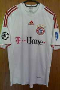 trikot-467-bayern-zeroberto-fE812B8BF-20AF-A6CC-B6C8-F7F3D28224CF.jpg