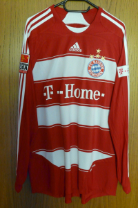 trikot-476-bayern-breno-f8DEC29A5-8273-0576-C233-1481DF26063D.jpg